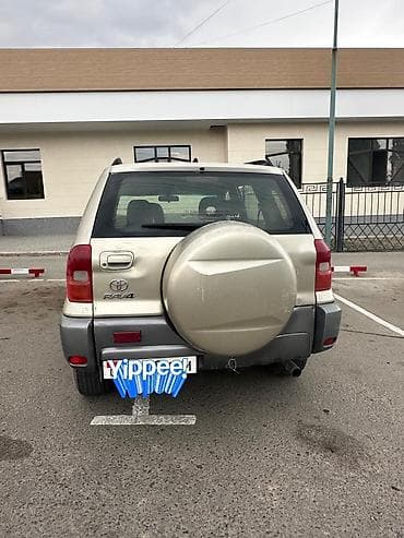 форестер 2003: Toyota RAV4: 2003 г., 2 л, Механика, Бензин, Кроссовер — 3