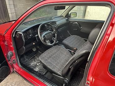 Volkswagen Golf: 1995 г., 1.8 л, Автомат, Бензин, Хэтчбэк — 4