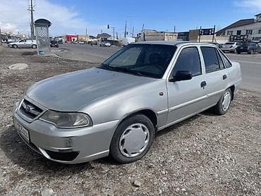 Daewoo Nexia: 2009 г., 1.6 л, Механика, Бензин, Седан