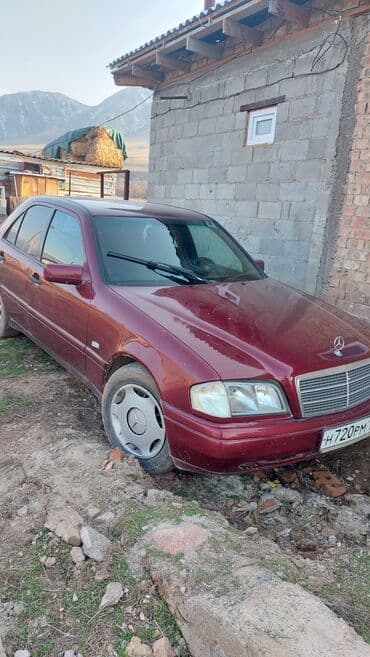 продаю в связи с переездом: Mercedes-Benz C-Class: 1996 г., 1.8 л, Механика, Бензин, Седан — 1