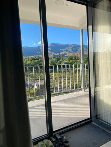 куплю дом иссык куль: Квартира, Novel hotel Детская площадка, Парковка, стоянка, Охраняемая территория — 8