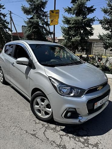 mazda cronos: Chevrolet Spark: 2016 г., 1 л, Автомат, Бензин, Хэтчбэк — 2