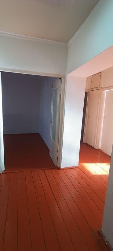 дом в доль дороги г ош: 3 комнаты, 64 м², 106 серия, 2 этаж, Косметический ремонт — 1