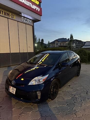 Продажа авто: Toyota Prius: 2015 г., 1.8 л, Вариатор, Гибрид, Седан — 1