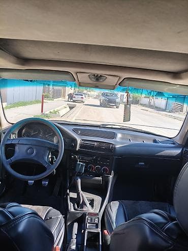 BMW 5 series: 1992 г., 2 л, Механика, Бензин, Седан — 6