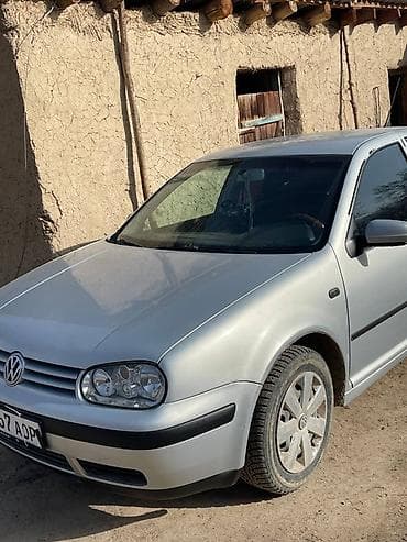 Volkswagen Golf: 1999 г., 1.6 л, Механика, Бензин, Хэтчбэк