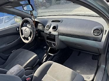 передний фары: Chevrolet Lacetti: 2006 г., 1.6 л, Механика, Бензин, Хэтчбэк — 5