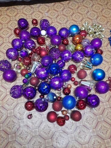 ковры круглые: Продаю ёлочные игрушки! много всяких размеров.цена 1000 сом.безторга — 2