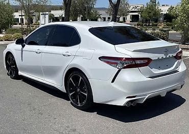 surf 130: Toyota Camry: 2018 г., 2.5 л, Автомат, Бензин, Седан — 2