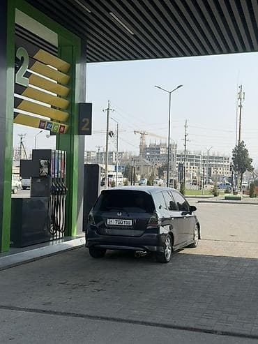 jak авто: Honda Fit: 2008 г., 1.3 л, Вариатор, Бензин, Хэтчбэк — 4