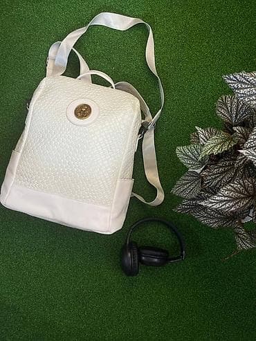 очки для зрения женские: Сумки через плечо и компактный рюкзак — стильные повседневные модели — 1