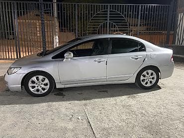 devo matiz: Honda Civic: 2007 г., 1.8 л, Механика, Седан — 1