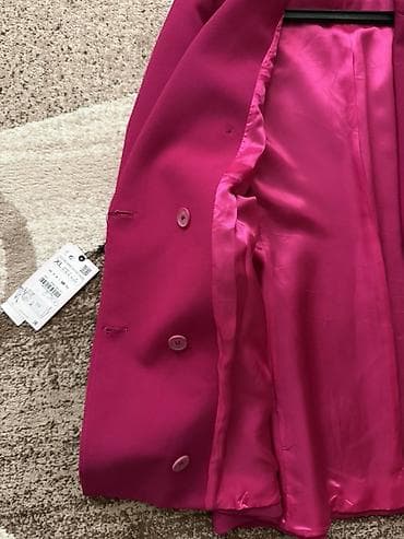 зара куртки женские: Женский двубортный пиджак ZARA - Цвет: насыщенный фуксия/ярко‑розовый — 3
