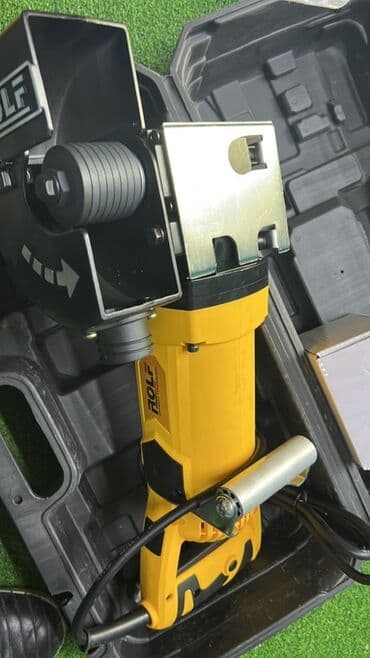 стол для черчения: Штроборез ROLF в чемодане Описание: - Электрический штроборез ROLF — 3