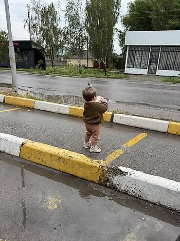 вакансии для детей: Услуга: требуется няня с проживанием желательно студентки — 2
