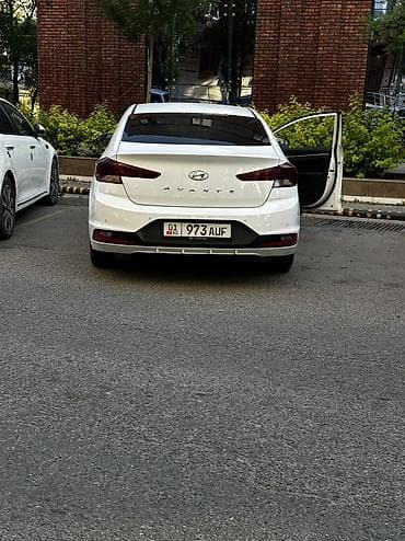 комбинированная: Hyundai Avante: 2020 г., 1.6 л, Автомат, Газ, Седан — 4