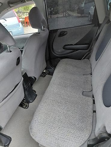 211 2 7: Honda Fit: 2003 г., 1.3 л, Автомат, Бензин, Хэтчбэк — 6