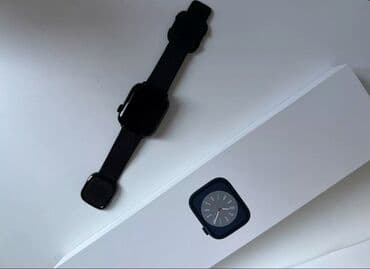  AppleWatch Series 8, 41 mm, midnight aluminum case. Кожаный ремешок
