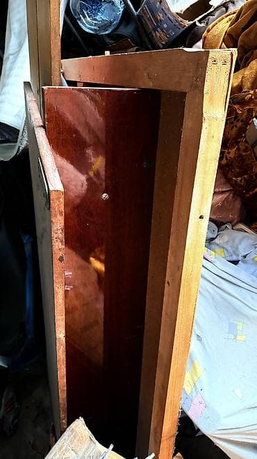 Офисная мебель: Продаю двуспальную кровать размером 1.40 на 1.80 В разобранном — 3