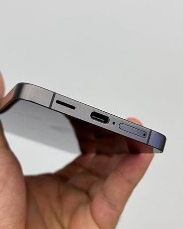 galaxy 10: Samsung Galaxy S24+, Б/у, 256 ГБ, цвет - Черный, В рассрочку, 1 SIM, eSIM — 4