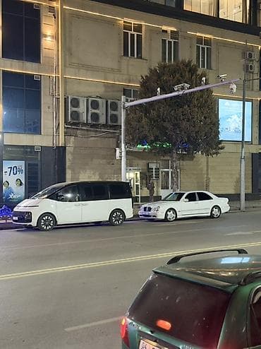 cl 63: Hyundai Staria: 2021 г., 3.5 л, Автомат, Газ, Минивэн — 5