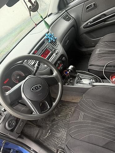 kia rio 2010: Kia Rio: 2011 г., 1.4 л, Автомат, Бензин, Седан — 1
