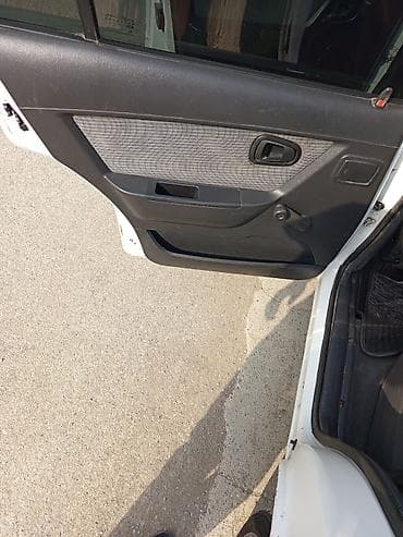 Продажа авто: Daewoo Nexia: 2011 г., 1.6 л, Механика, Бензин, Седан — 5