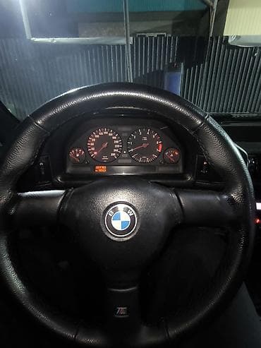 range rover 2020: BMW 5 series: 1991 г., Механика, Седан — 4