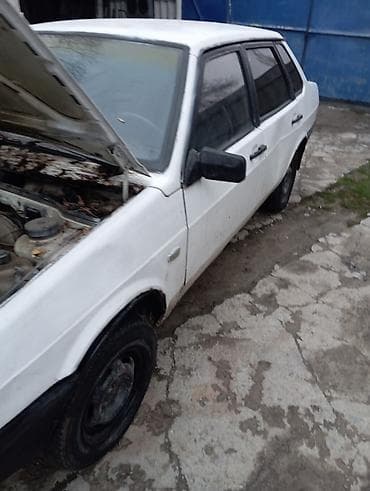 ВАЗ (ЛАДА): ВАЗ (ЛАДА) 21099: 1993 г., Бензин, Седан — 3