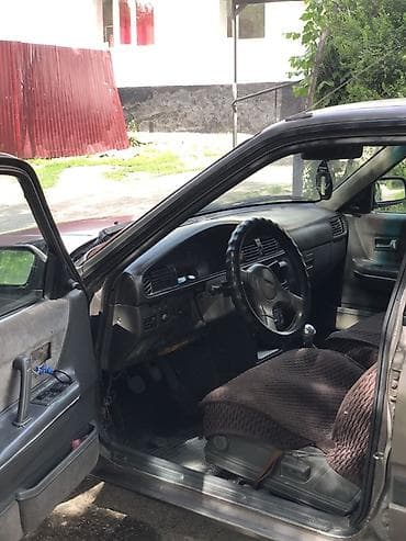тайота камри 79: Mazda 626: 1991 г., 2 л, Механика, Бензин, Седан — 10