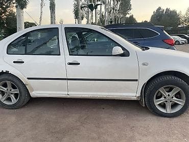 хим кг: Volkswagen Bora: 2000 г., 1.6 л, Механика, Бензин, Седан — 2