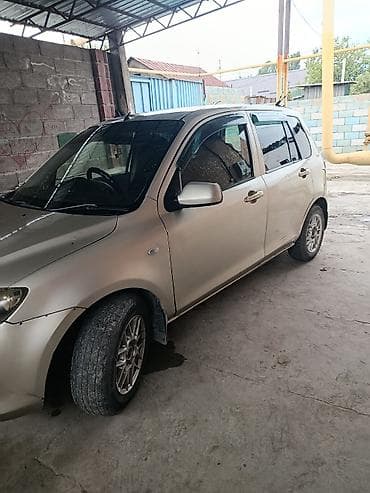 Транспорт: Mazda Demio: 2003 г., Бензин, Хэтчбэк — 4