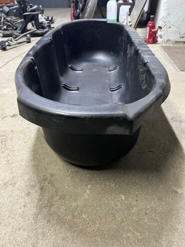 Продаю бокс- корыто в багажник на Тойоту Ипсум, Авенсис! Производство