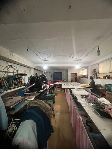 помещеня: 🏢 Продаётся коммерческое помещение 📍 ж/м Кок-Жар ▪️70 м² ▪️Цокольный — 1