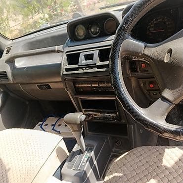 Унаа: Mitsubishi Pajero: 1993 г., 2.9 л, Автомат, Дизель, Жол тандабас — 7
