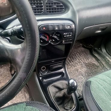 santafe 2021: Hyundai Avante: 1998 г., Седан — 10