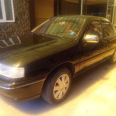 е 190: Opel Vectra: 1992 г., 1.8 л, Механика, Седан — 2