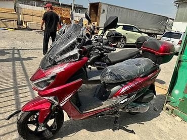 Самокаттар: Макси-скутер 150 куб. см, Бензин, Жаңы, Бөлүп төлөө менен — 1