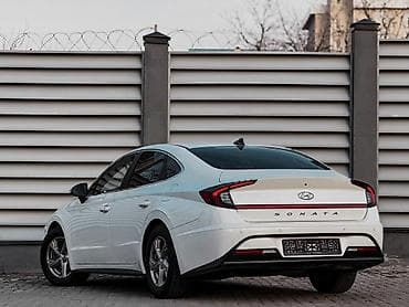 Транспорт: Hyundai Sonata: 2020 г., 2 л, Автомат, Газ, Седан — 4