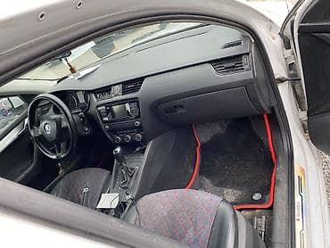 а4 б5: Skoda Octavia: 2016 г., 1.6 л, Автомат, Бензин, Лифтбек — 6