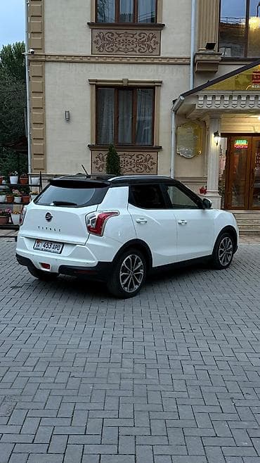 капот солярис: Ssangyong Tivoli: 2018 г., 1.6 л, Автомат, Бензин, Кроссовер — 5
