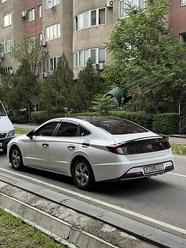 Продажа авто: Hyundai Sonata: 2019 г., 2 л, Автомат, Бензин, Седан — 5