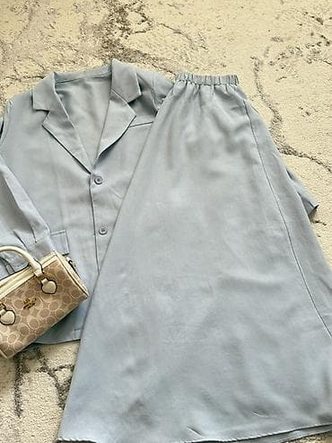 Личные вещи: Женский комплект из двух предметов, нежно-голубой цвет: - Верх — 1