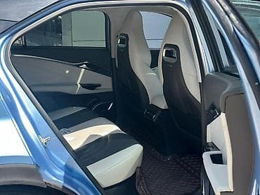 Tesla: Электромобиль кроссовер NETA U стиле компактного SUV) в — 7