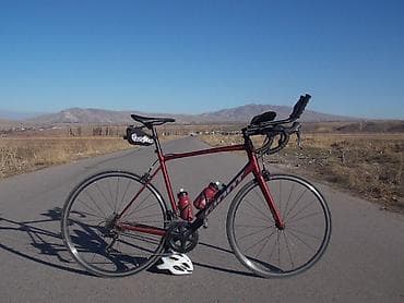 шоссейны: Шоссейный велосипед, Giant, Рама L (172 - 185 см), Б/у — 1