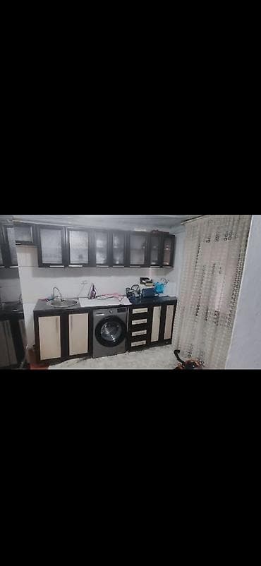 Бөлмөлөр: 63 м², 4 бөлмө, Забор, тосулган — 4