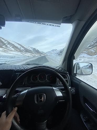 хундай старекс 1: Honda Stepwgn: 2003 г., 2 л, Автомат, Газ, Вэн/Минивэн — 6