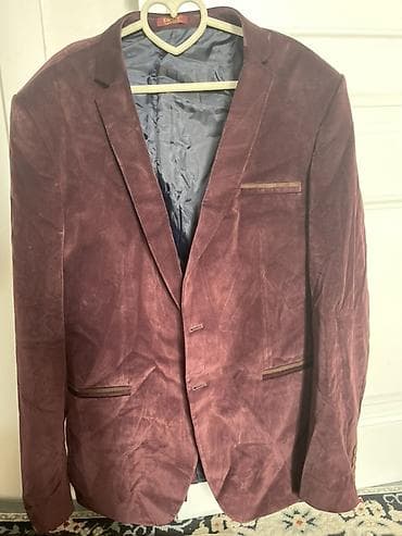 черный плащ: Мужская верхняя одежда и пиджаки (несколько моделей): 1) Светлая — 4