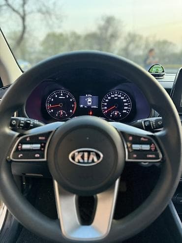 Kia K3: 2018 г., 1.6 л, Автомат, Бензин, Седан — 9