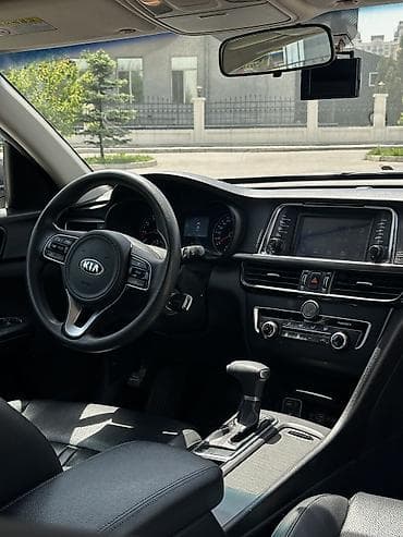 Продажа авто: Kia K5: 2017 г., 2 л, Автомат, Газ, Седан — 7